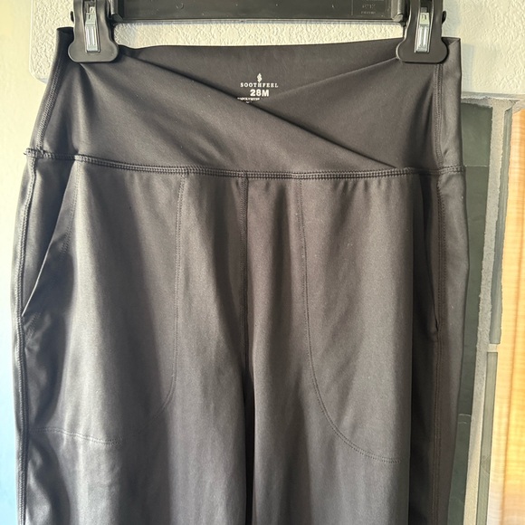 Soothefeel Black Wide-leg pant - Picture 4 of 9